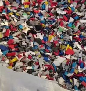 机油桶破碎料大量出售