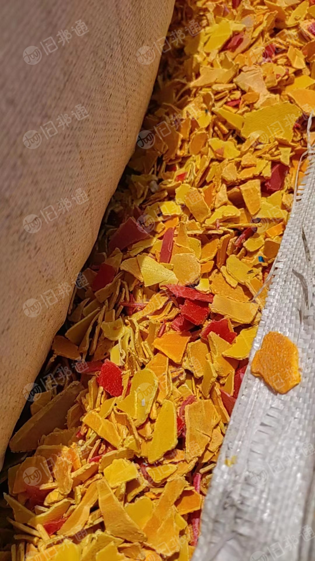 沉底路障破碎料,混分路障破碎料大量收购