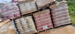 丙纶FDY300D，四五个颜色，玫红色，黄色，大红色，大量出售