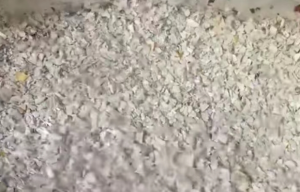 花乙破碎料，娃哈哈破碎料，全漂甩干的；长期出售