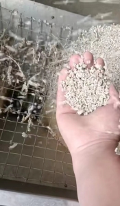 出售PP无纺布颗粒，全票漂，月供300吨，安徽阜阳厂