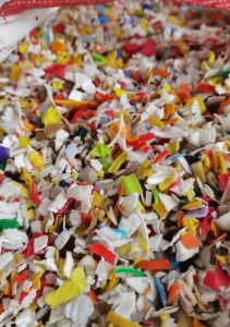 瓶盖破碎料大量出售