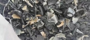 出售油箱破碎料，褪漆杠，现货一挂车