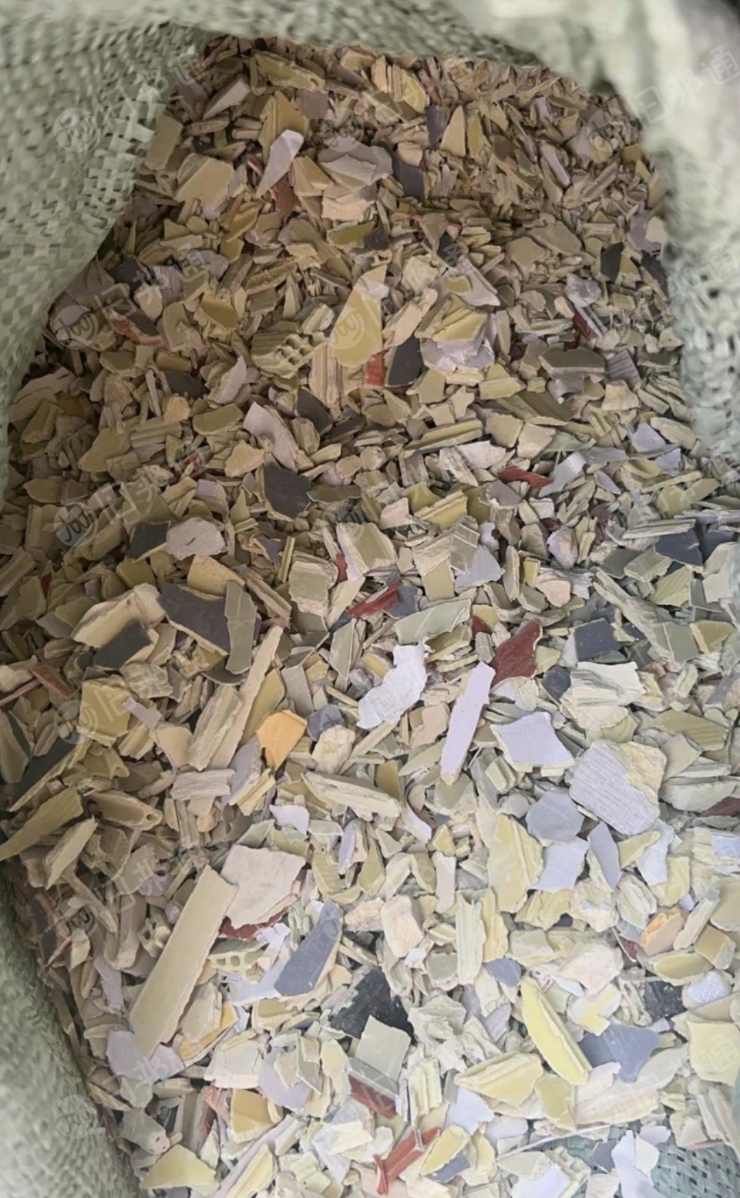 各种硬质PVC破碎料,长期有货出售,浙江厂