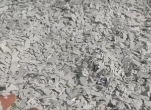 PVC塑钢破碎料，PVC管破碎料，PVC扣板破碎料，PVC发泡破碎料长期有货出售
