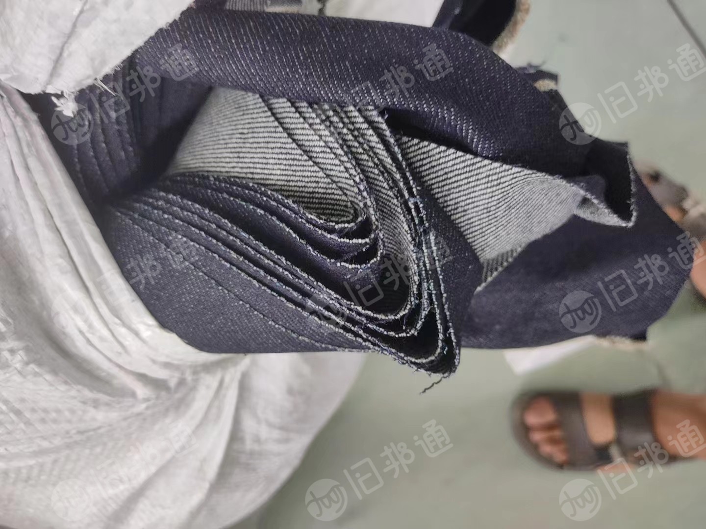 牛仔碎布,涤棉牛仔,全棉牛仔,统货走,大量出售