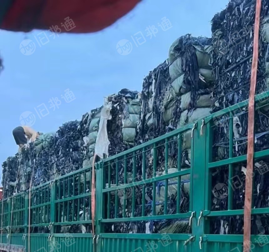 牛仔碎布,牛仔布块,长期大量出售