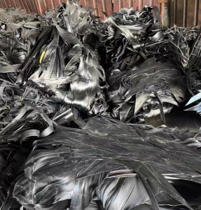 大量出售废旧轮胎尼龙帘布