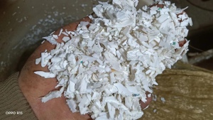 出售白丙破碎料，过5个底料