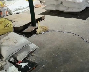 大红宝蓝果绿白色混色三色灰色等优质泡料，大量出售