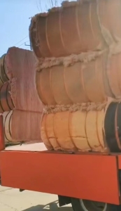 黄金无纺布原料，大量出售