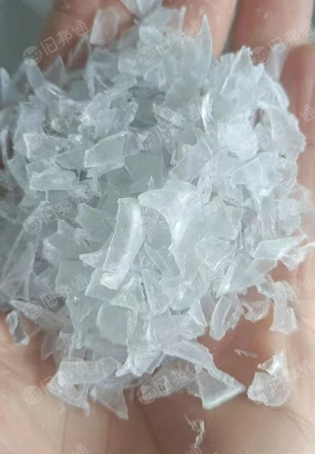 各种PET聚酯膜,吸塑片瓶片粉碎料长期出售