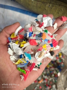 瓶盖破碎料，现货30吨