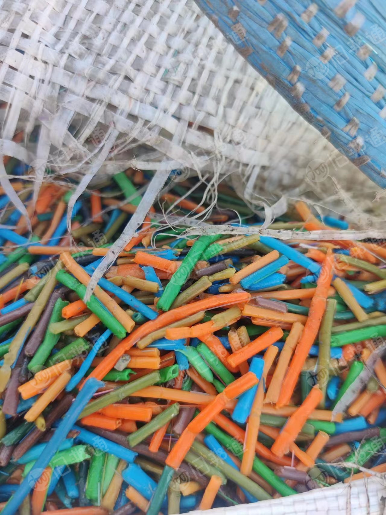 PBT油管破碎料,现货20吨出售