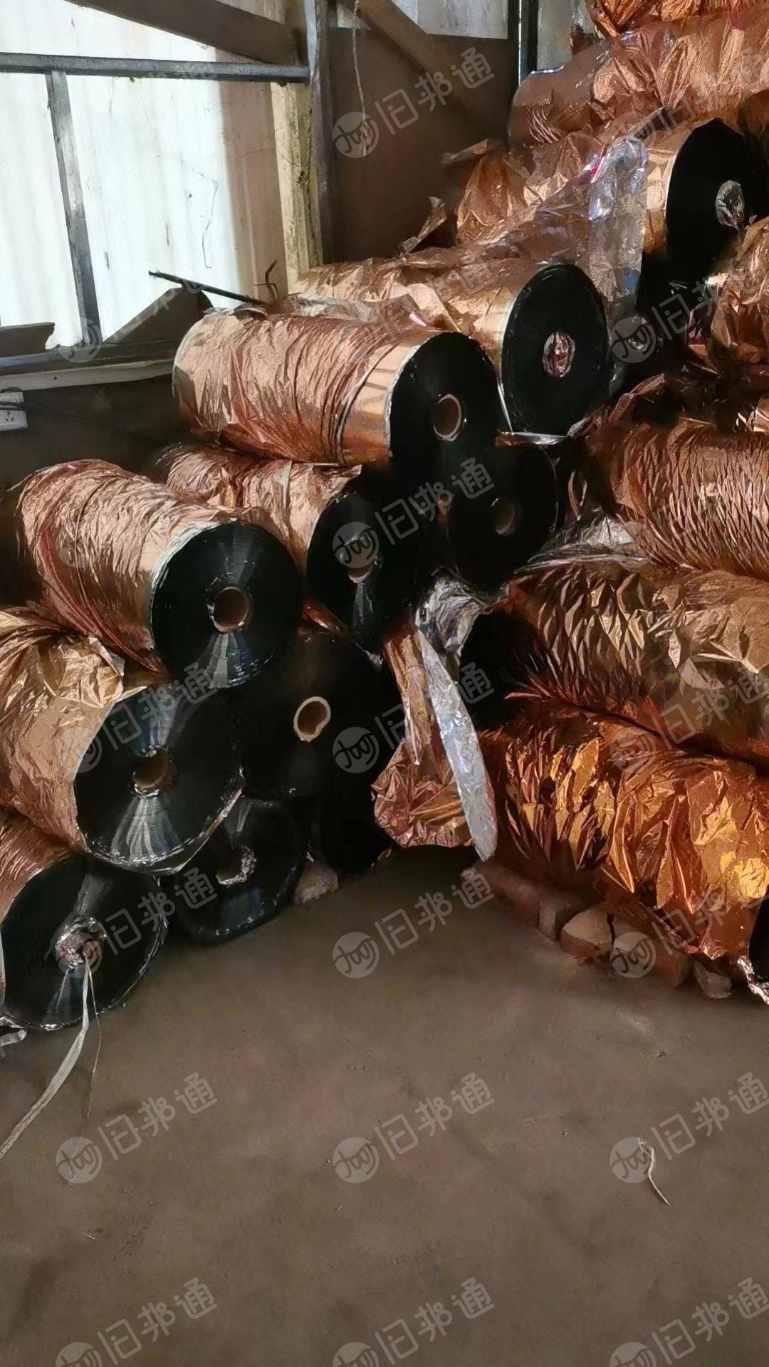 烟厂下来的烫金膜卷膜,现货10吨出售