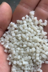 纯椰牛瓶颗粒，薄薄可吹现货80吨，长期有货出售