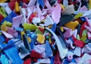 黑丙破碎料，花丙破碎料长期有货出售