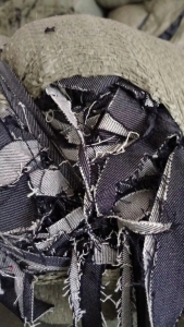 85棉牛仔碎布出售