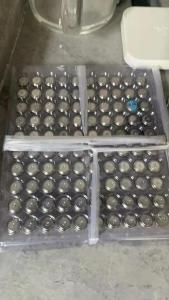 处理大量纽扣电子电池