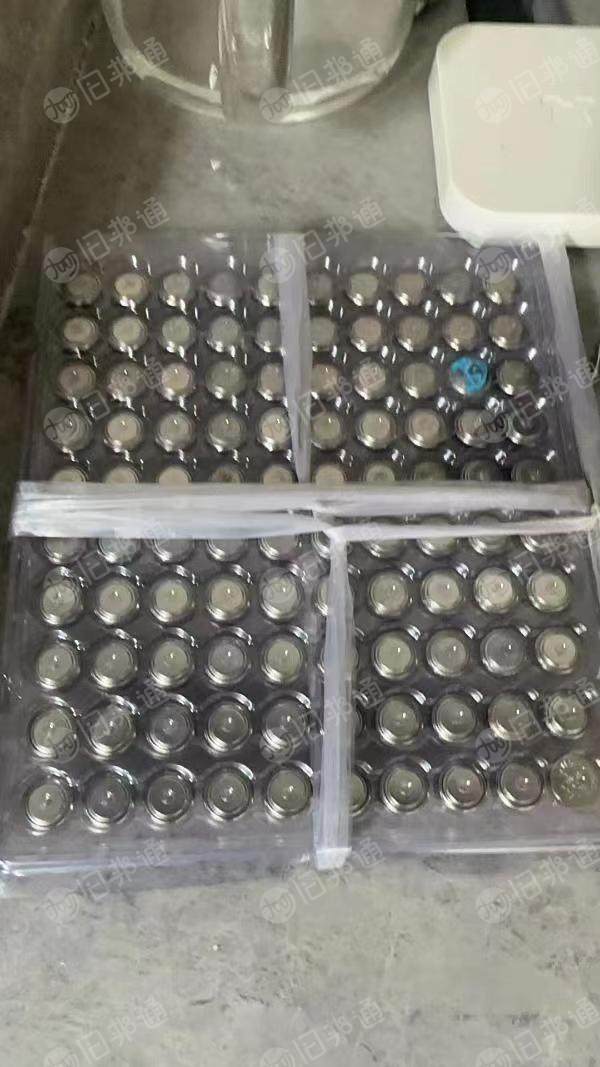 处理大量纽扣电子电池
