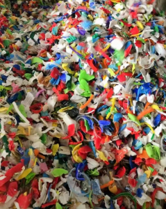 PE瓶盖破碎料长期出售