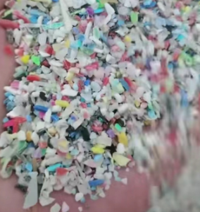 PS碎末，PS发泡破碎料出售