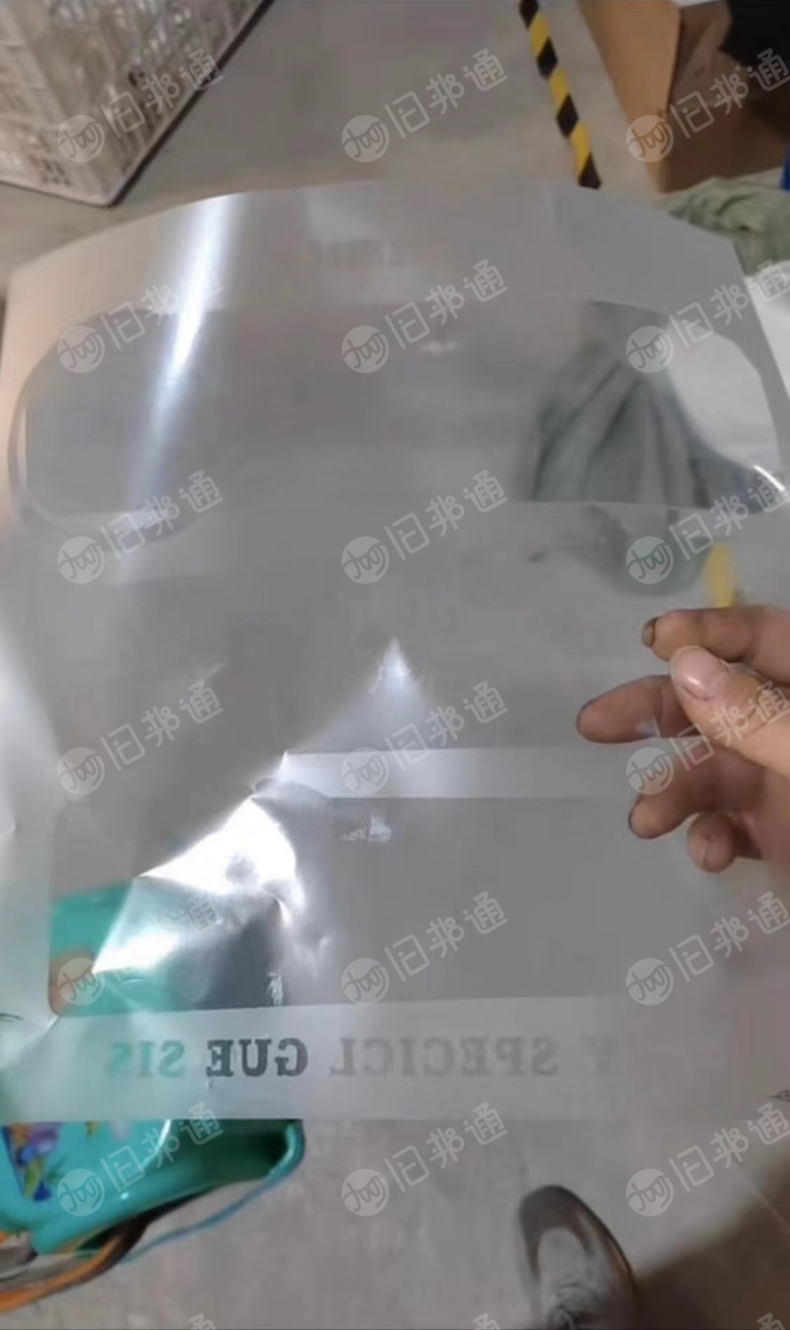 PET磨砂片,菲林片,制衣厂下来的,现货20多吨,每月30吨出售
