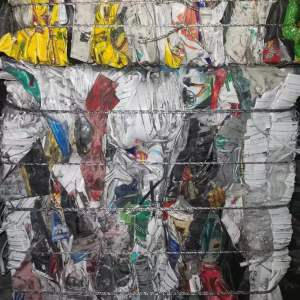 涂料桶压块，PP花桶压块，现货8吨，长期出售