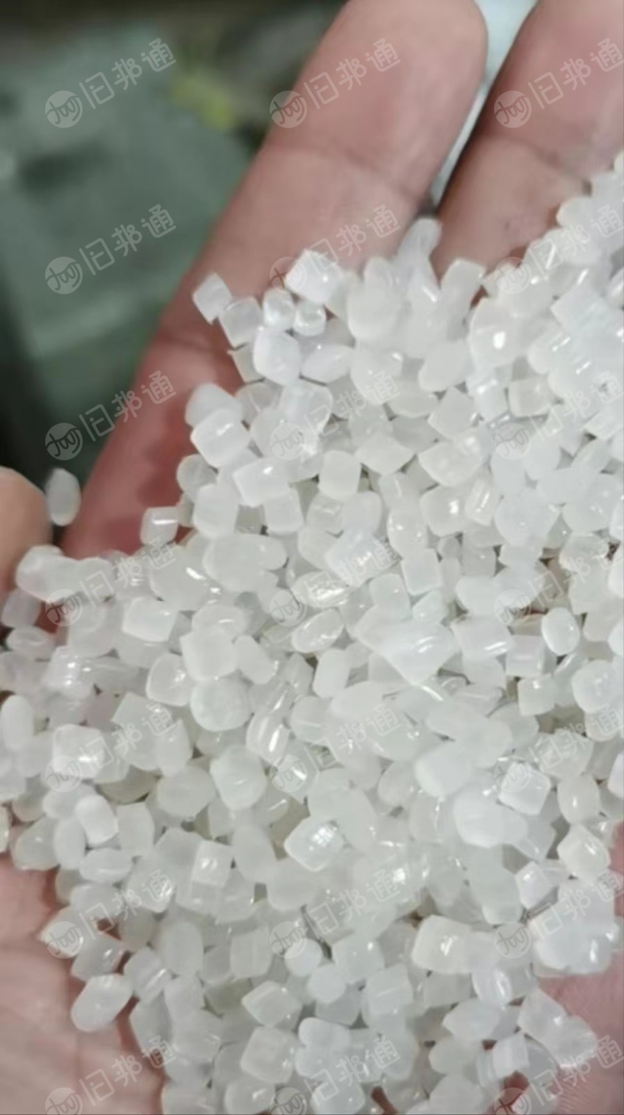 乳白袋颗粒,花高压颗粒,透明高压颗粒长期有货出售