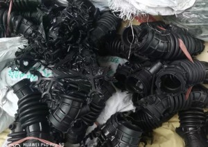 天然橡胶丁二烯橡胶边角飞皮，够挂车