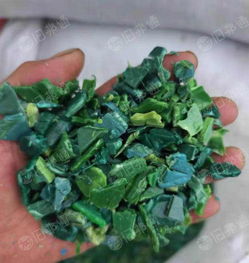 hdpe垃圾桶破碎料,含少许丙料,用于垃圾桶注塑,托盘注塑