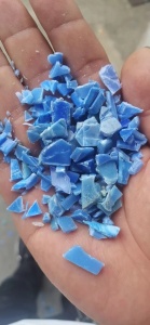 青色共聚丙破碎料，蓝色共聚丙破碎料，红色共聚丙破碎料，干净的，长期出售