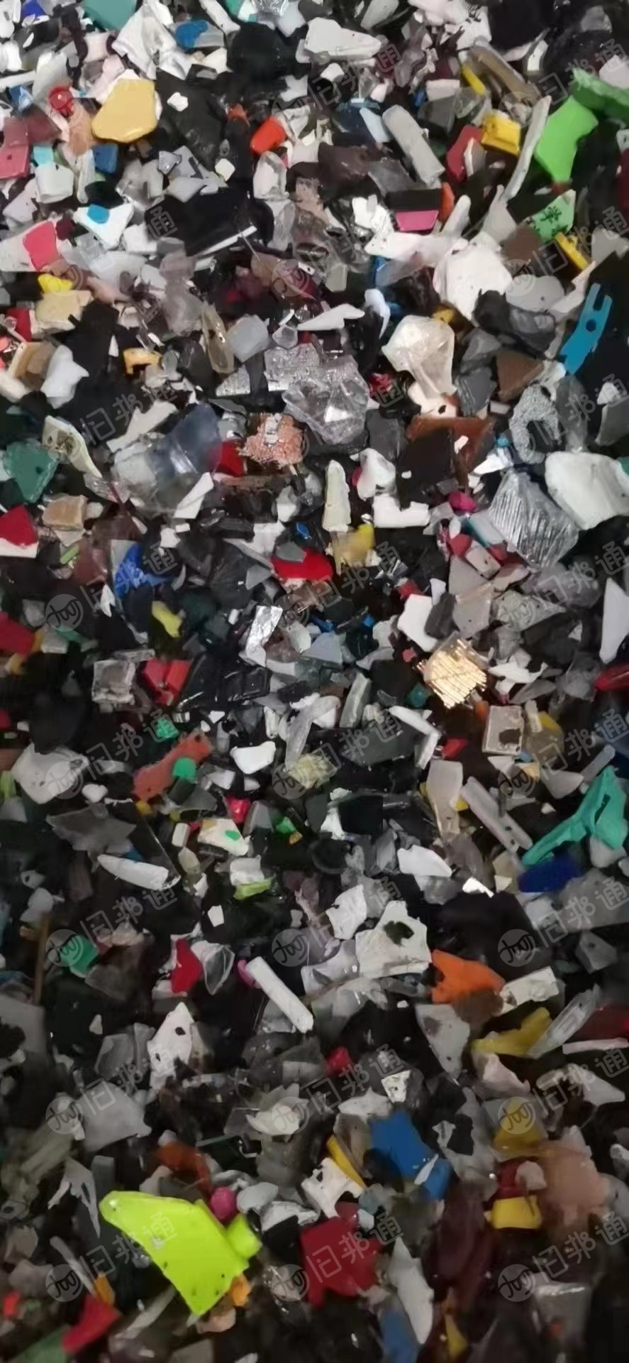臭A破碎料大量回收,每月需三千吨
