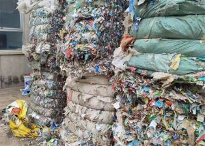 大量出售商标纸压块