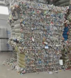 商标纸压块，一挂30吨