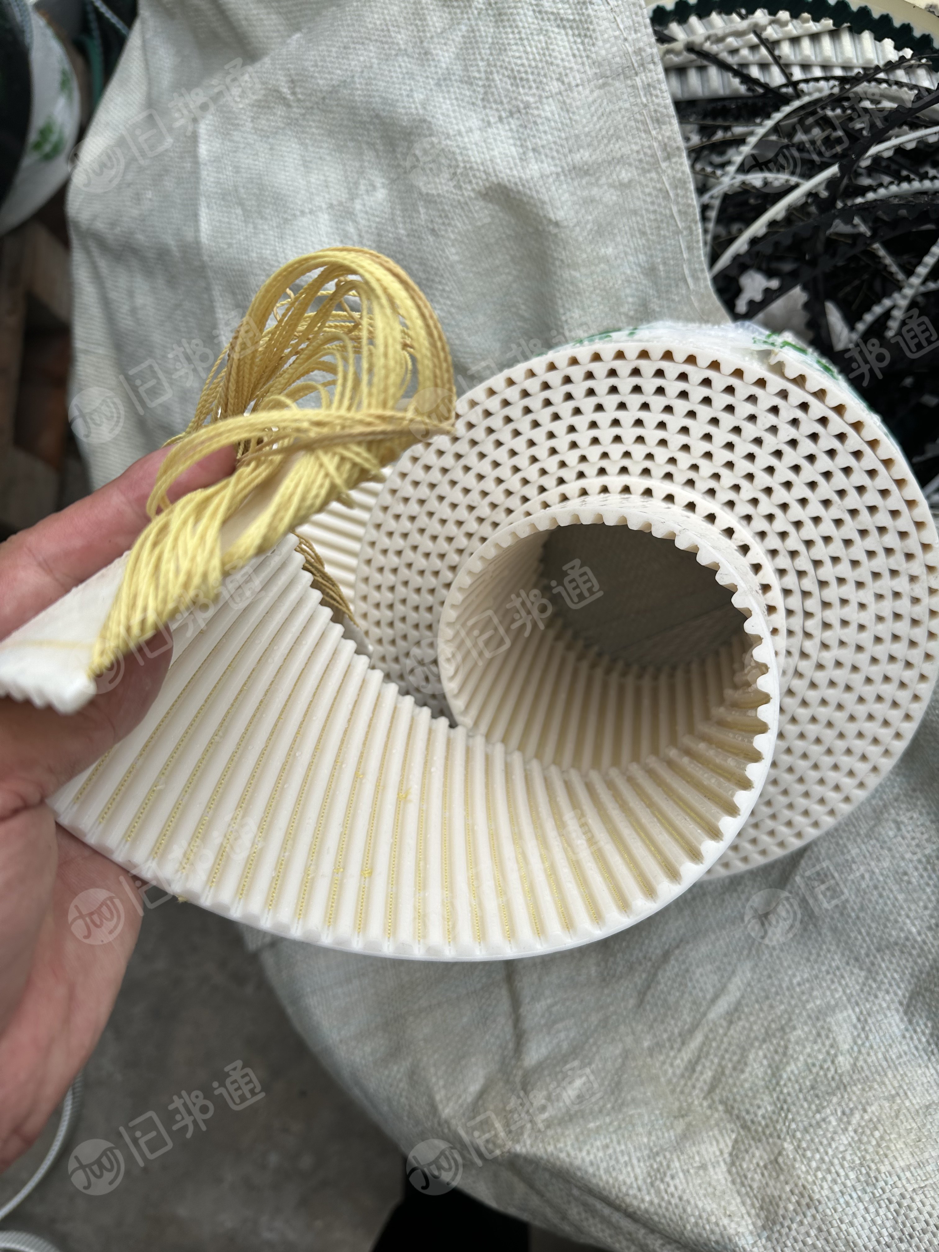 各种TPU边角料,同步带边料大量回收