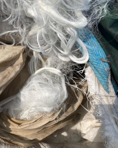 白色麻花丝，油污丝，黑色麻花丝，桨丝开刀丝，定型丝，月供100吨，可造粒，可开花，大量出售