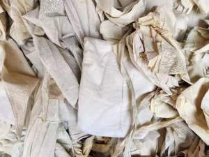 出售涤棉梭织布块，现货够车！