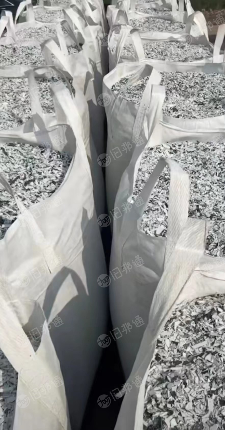 彩钢破碎,扣板破碎,白钢破碎,PVC灰一级破碎,红蓝管破碎长期出售