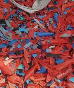 PVC破碎料，白钢破碎，塑钢破碎，扣板破碎，各类PVC破碎长期出售