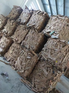 纯卷布管压包料出售，月供一两百吨