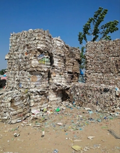 PE压块，大白压块，小白压块，花乙压块长期供应