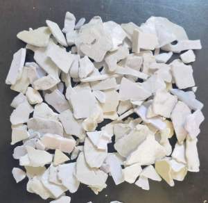 大量出售白冰箱门板料15吨