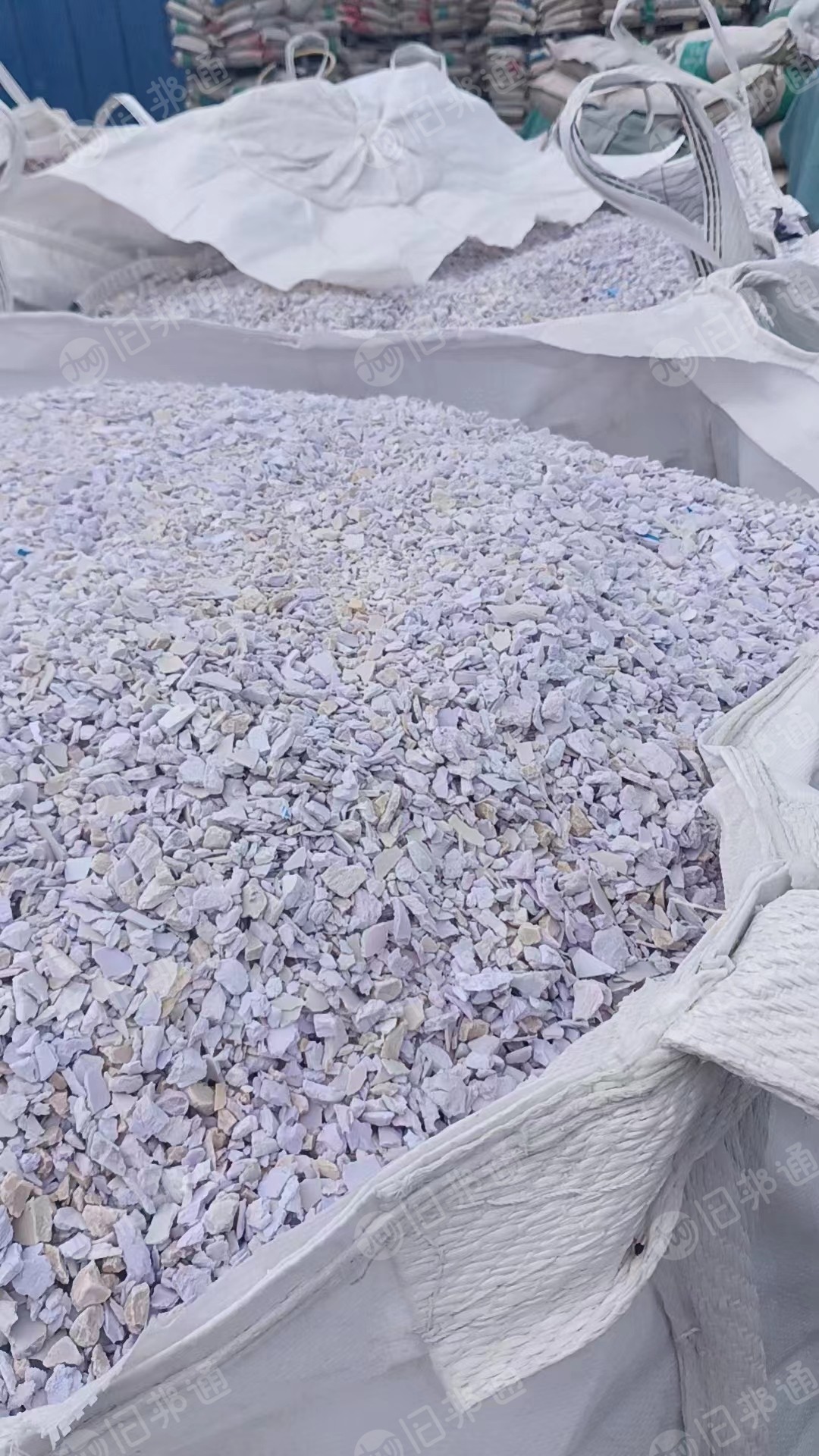 白色PVC发泡破碎现货一挂车,杂色PVC发泡破碎现货一挂车,长期有货出售