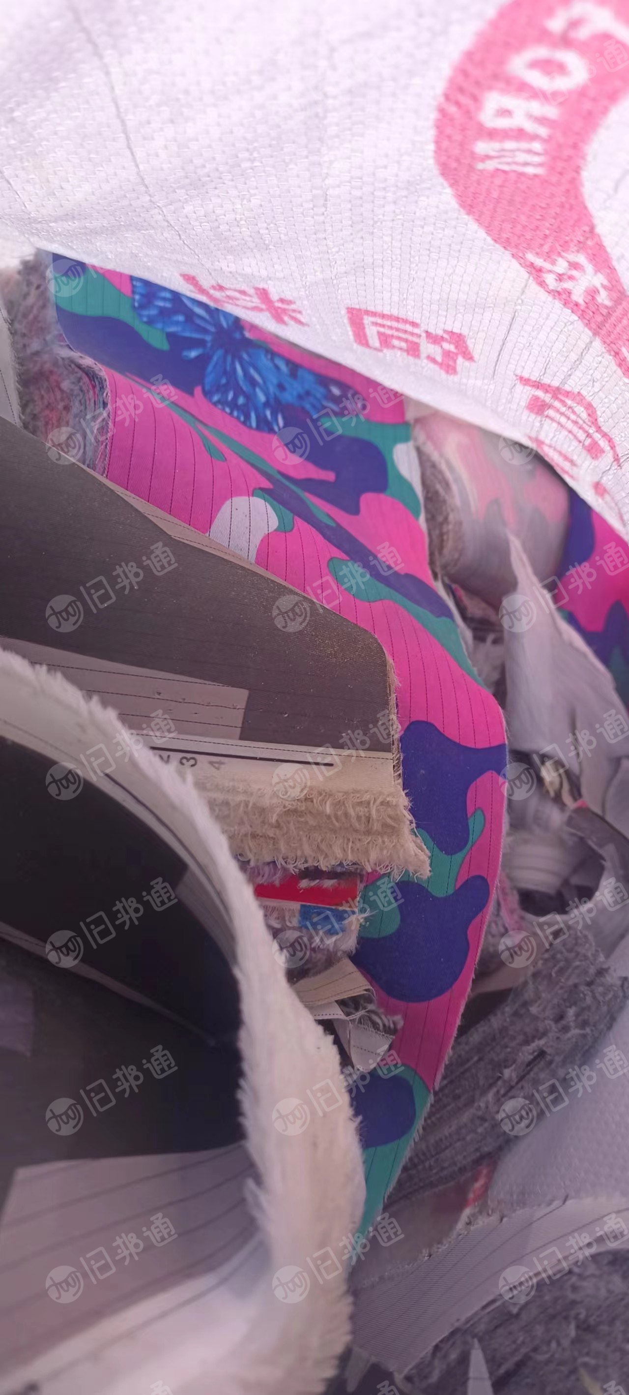 纯涤纶边角料刀口料长期供应