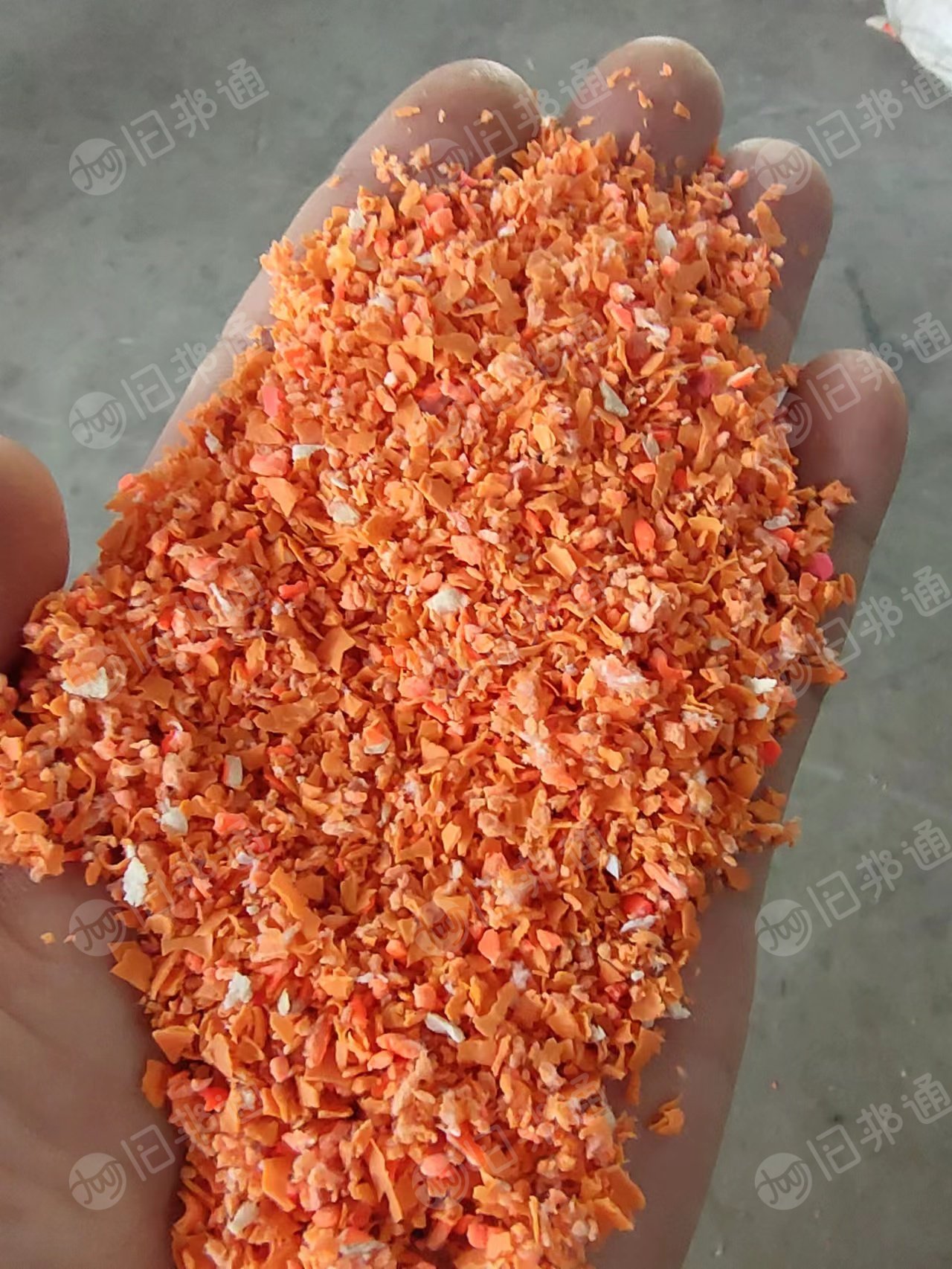 各种软质PVC颜色料出售,可用鞋底,压延,制革,造粒
