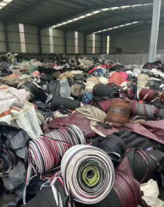 皮革厂pvc边条，月供50吨！