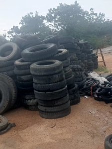 大钢丝胎，线胎（尼龙胎），铲车胎，电摩胎，内胎长期出售