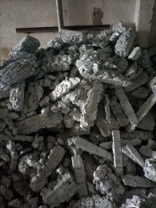 废铝，破碎铝，各类铝制品大量回收