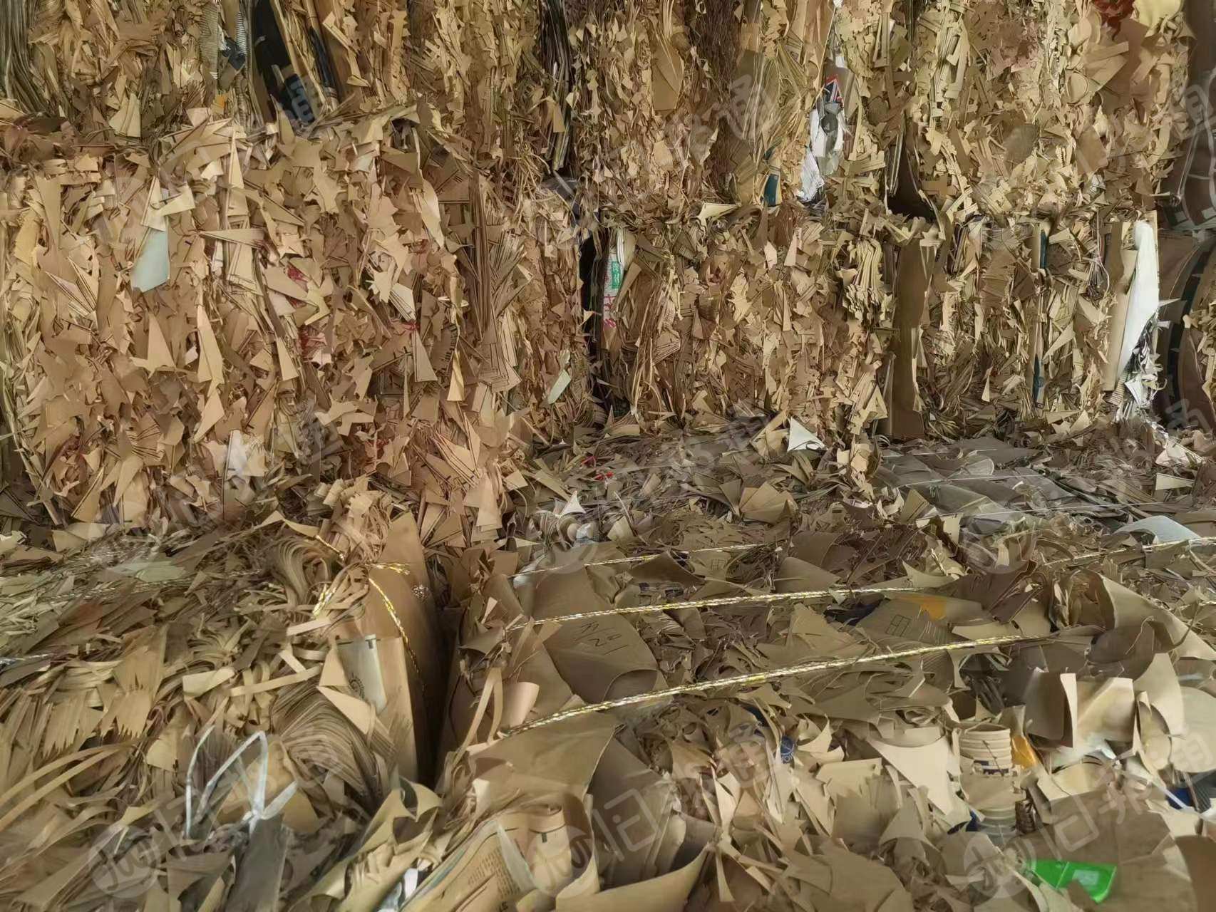 纸杯厂本色牛卡口杯纸边角料长期出售,PE淋膜